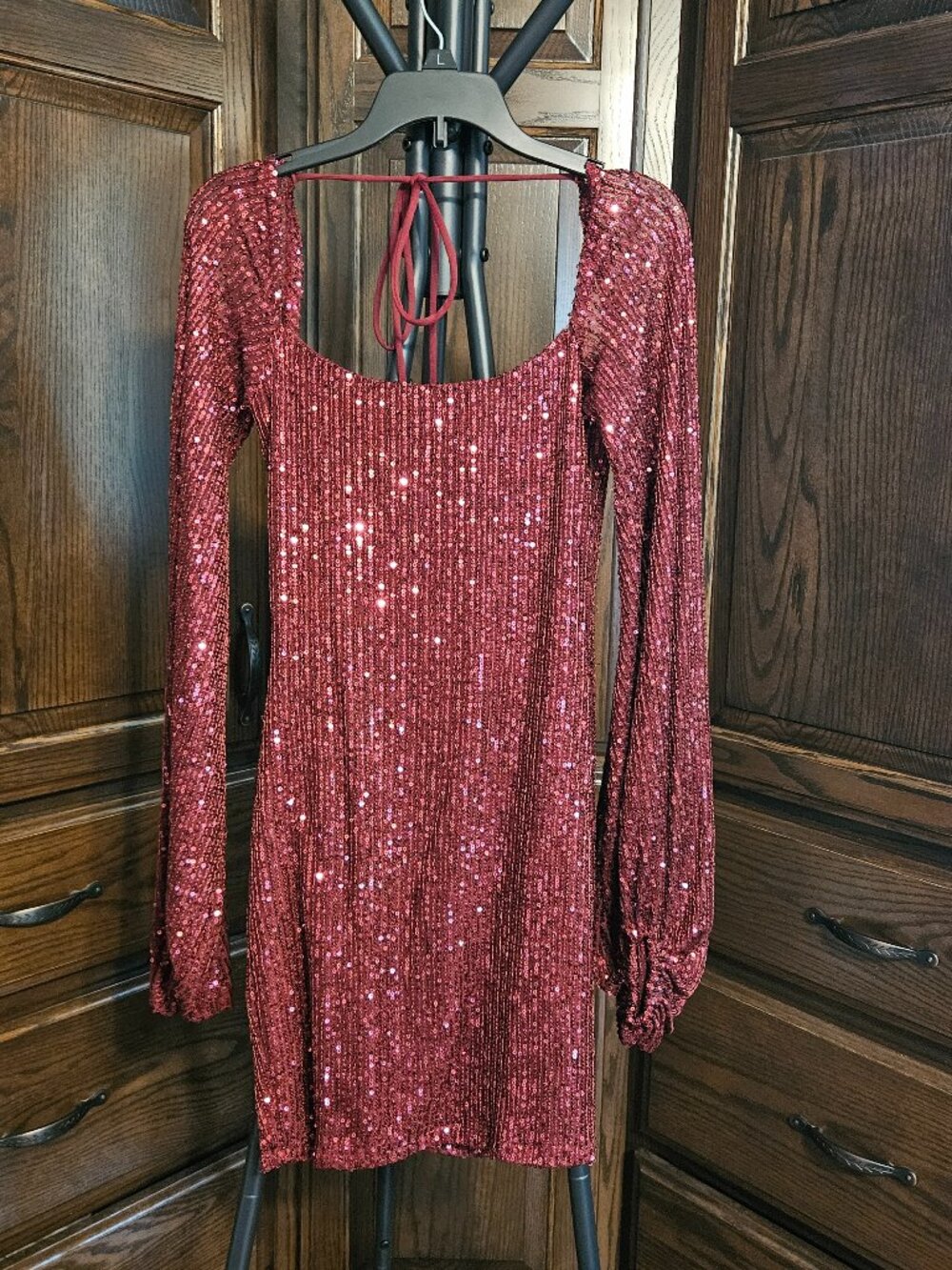 Lucy in the Sky XS Burgundy Sequin Long Sleeve Mini Dress